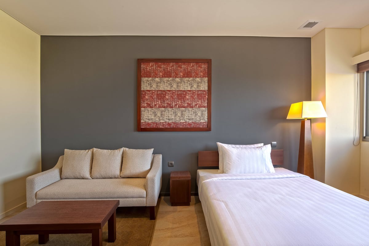 1 bedroom, in-room safe, desk, laptop workspace