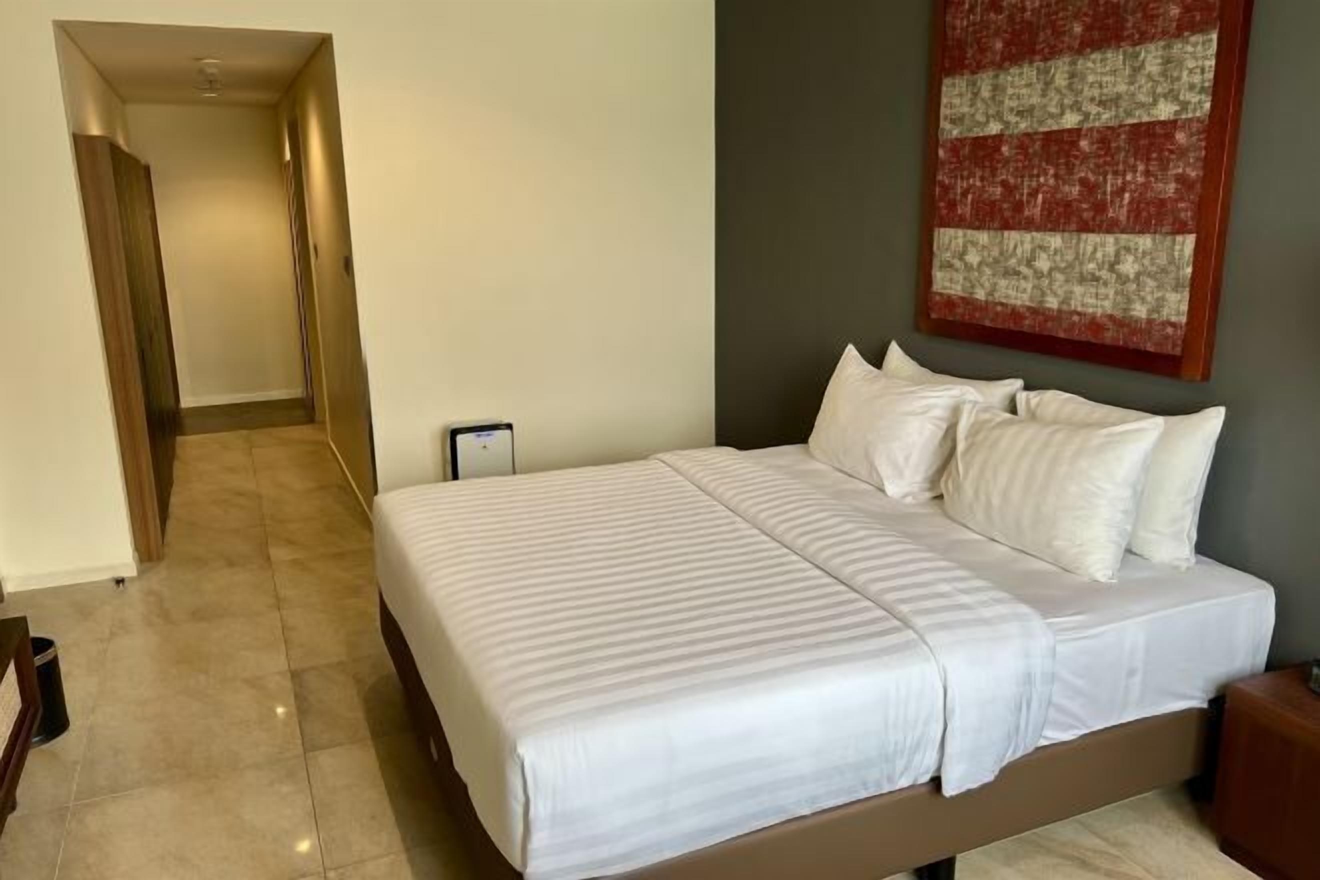 Coffres-forts dans les chambres, bureau