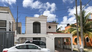 Front of property - Habitación Privada en Centro de Cancún (Cancun)