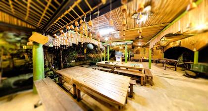 Sun Lu Holiday Homestay