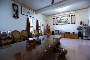 Lobby sitting area - Hakka Inherited Host (Hengshan)