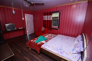 Kamar Deluks | Tempat tidur lipat/tambahan dan Wi-Fi gratis