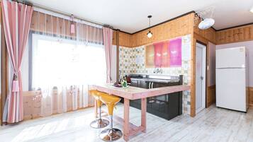 Private kitchenette