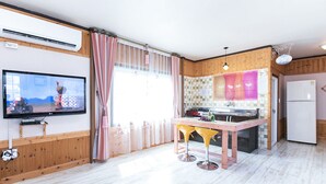 WiFi (free), individually decorated, individually furnished - Sweet Pension Yangyang (Yangyang)