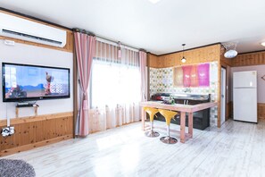 Individually decorated, individually furnished, free WiFi