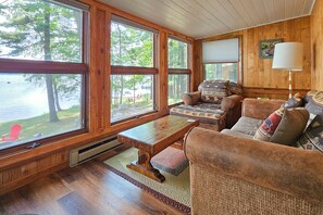 TV, fireplace, DVD player - Waterfront home between 2 lakes w/ heated porch, dock & kayaks (Manitowish Waters)