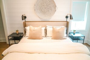 2 bedrooms, iron/ironing board, travel cot, free WiFi