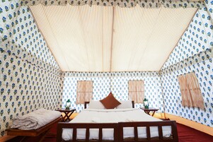 Luxury Tent, 1 King Bed | Premium bedding, desk, laptop workspace, bed sheets