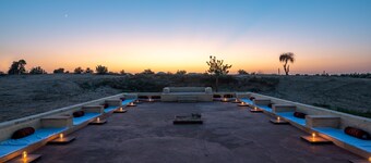 由Park Tree经营的Rajwada沙漠营地