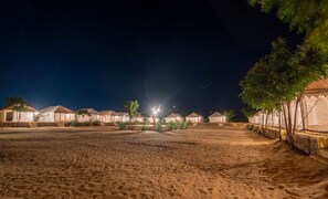 Swiss Tent, 1 King Bed, Non Smoking, Resort View | 1 bedroom, premium bedding, desk, laptop workspace