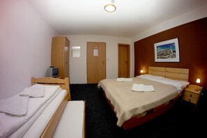 Economy Room