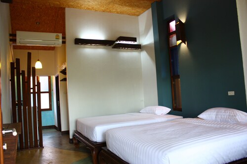 Bed & Breakfast, 2 Queen-Size-Betten in der Nähe des Bahnhofs Chiang Mai