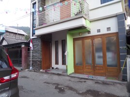 Entrada al alojamiento