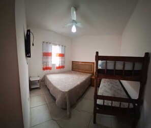 3 bedrooms, free WiFi, wheelchair access - GREAT HOUSE 100 M FROM THE SEA. 11-9. 3311.5293 (Mongagua)