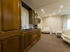 Apartment (with Sauna) | Private kitchen - Humala Guest House (Tallinn)