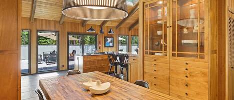 House, 3 Bedrooms | Dining