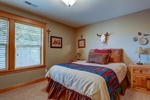 House, 3 Bedrooms - Wanderlust Elegant Townhome by RedAwning (Hood River)