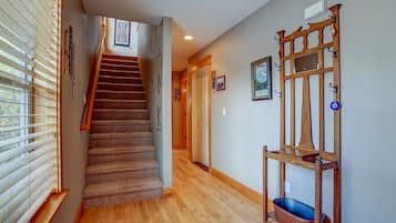 House, 3 Bedrooms | Interior