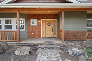 บ้านพัก, 5 ห้องนอน | บริเวณภายนอก