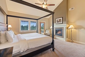 House, 5 Bedrooms - Spacious Five Peaks Home with Soaking Tub and BBQ by RedAwning (Bend)