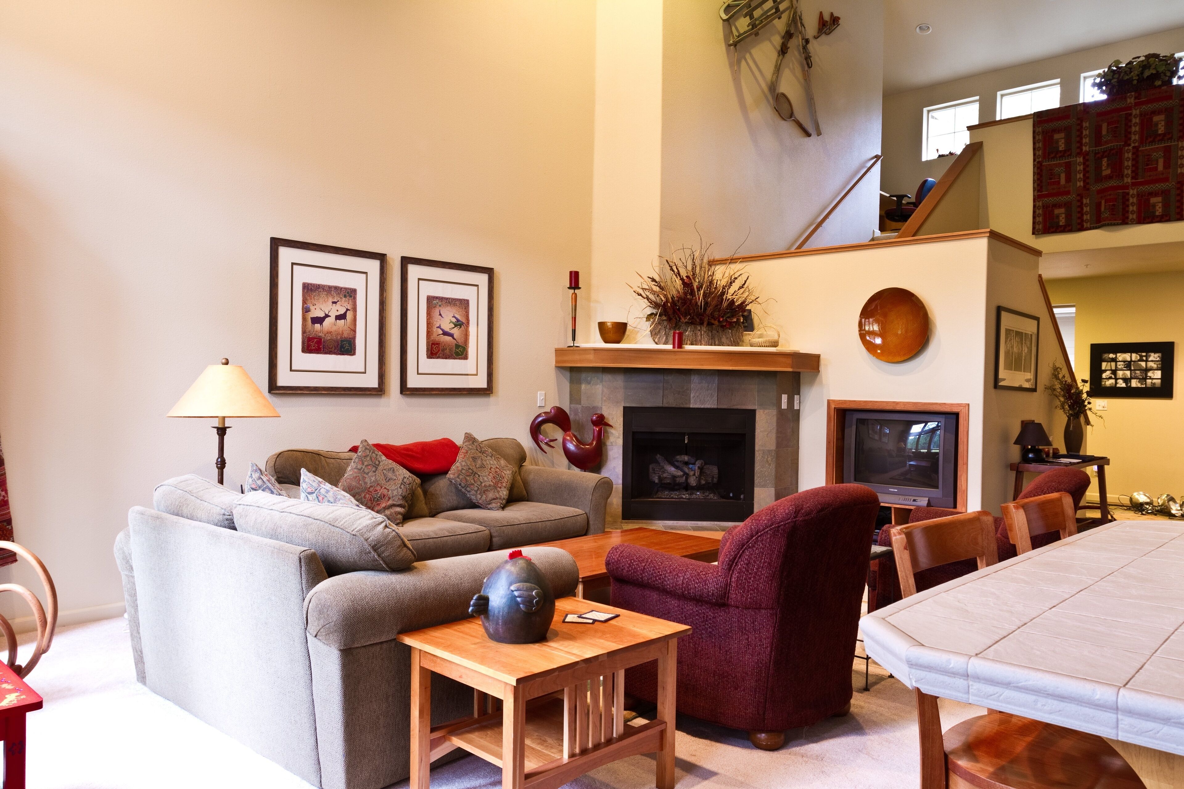 Condo, 3 Bedrooms | Living area