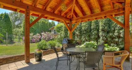 Living Color 2 Bedroom Home by RedAwning