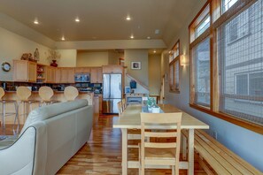 Casa, 3 camere da letto | Ristoranti