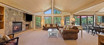 10 Tan Oak Home features Private Hot Tub and BBQ on the Deck by RedAwning