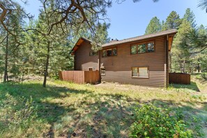 House, 5 Bedrooms | Exterior