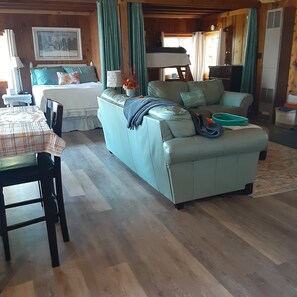 2 chambres, Wi-Fi gratuit, draps fournis