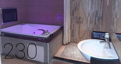 Chateau Motel & Spa - Daliao