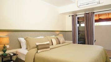 1 habitación, tabla de planchar con plancha, wifi gratis y ropa de cama