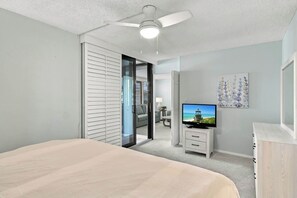Unclassified image, 4 of 28, button - Loggerhead Cay 562 - Partial gulf view, beach side vacation rental condo (Sanibel)