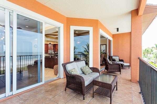 Property grounds - Beachfront LUXURY HOME- Watch the waves from your pool & 15 steps to the beach (Ft. Myers Beach)