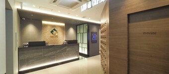 LEO YU CAPSULE HOTEL Funabashi