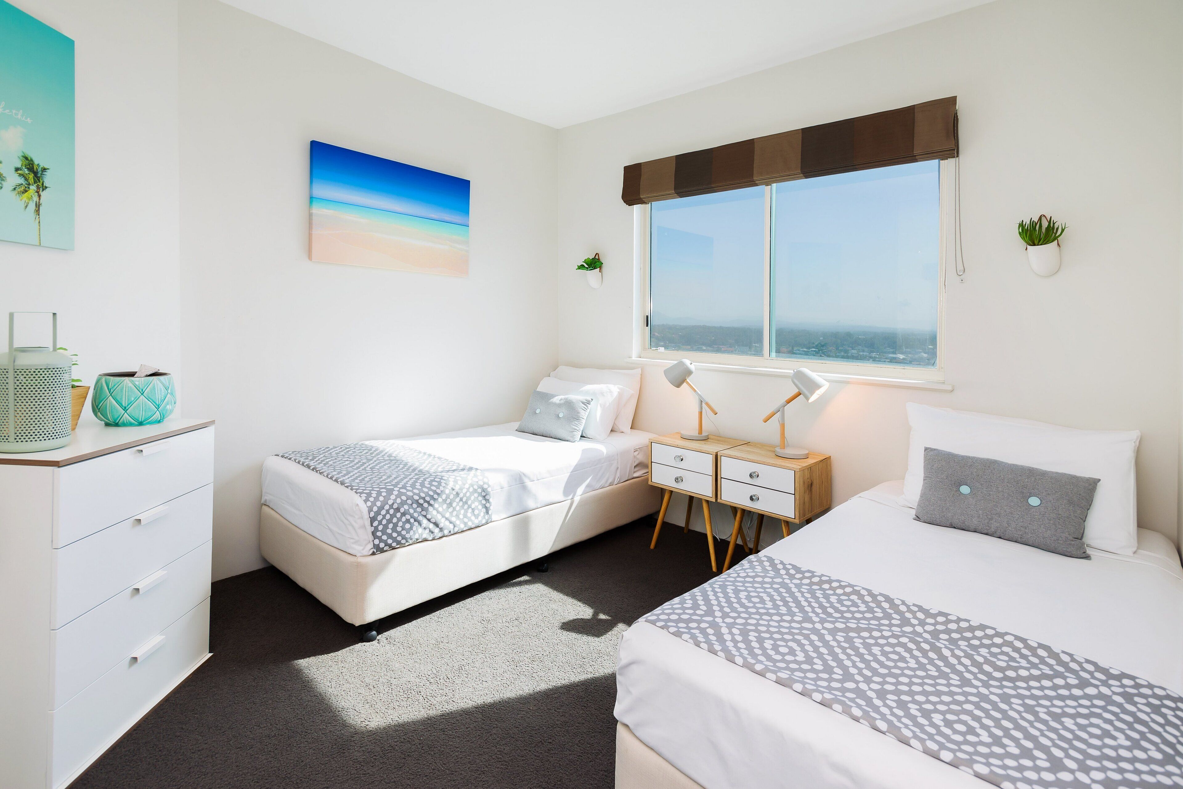 Luxury Oceanfront 3 Bedroom Platinum Sub-Penthouse — image 3