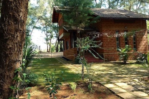 Villa Casuarina, Près De La Plage Dans Un Bosquet Tentaculaire - Gokarna
