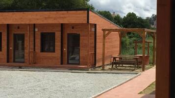 Eenvoudige cottage | 1 slaapkamer, luxe beddengoed, donzen dekbedden, Select Comfort-bedden