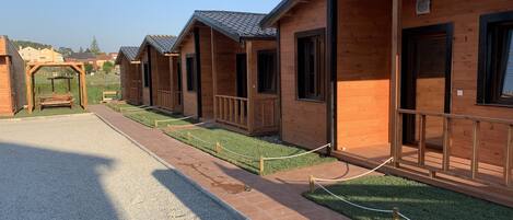 Family Cottage | Front of property