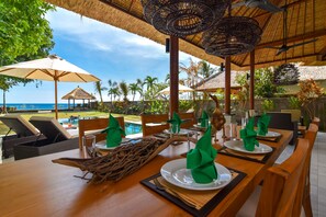 Outdoor dining - Villa Emerald - Beachfront New Build Villa (Bali)