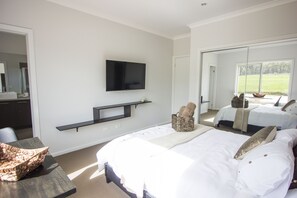 2 chambres, accĂšs au Wi-Fi (inclus), literie fournie