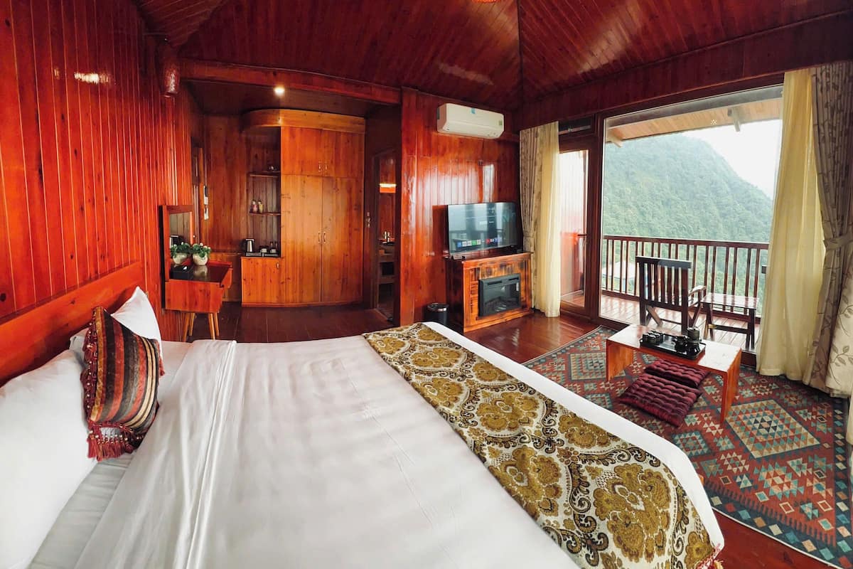 Rose Bungalow | 1 bedroom, premium bedding, minibar, in-room safe