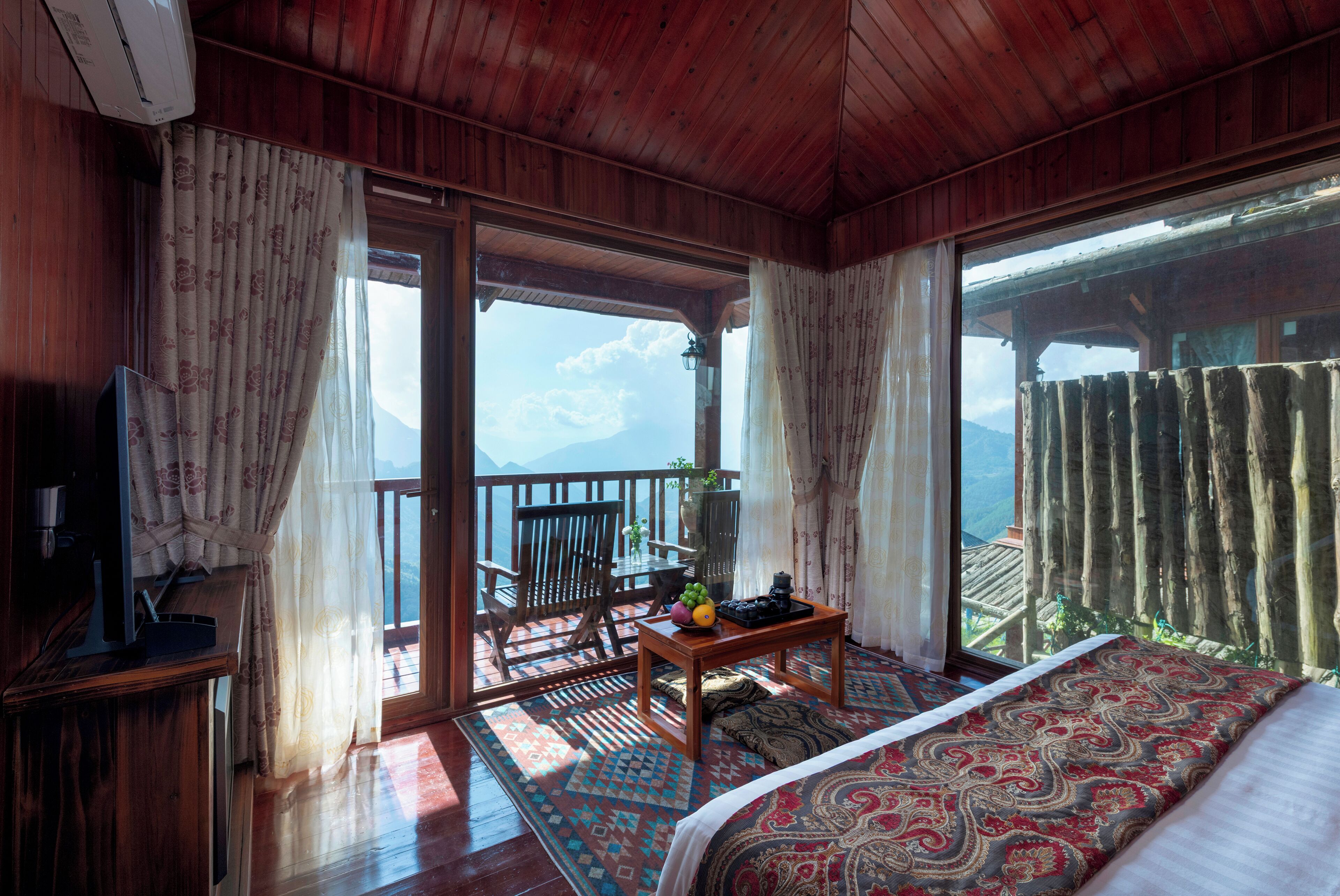 Rose Bungalow
