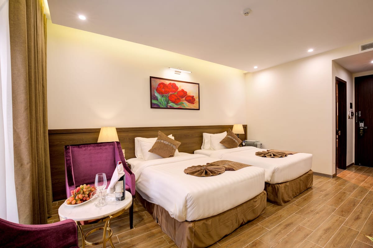 1 bedroom, premium bedding, minibar, in-room safe