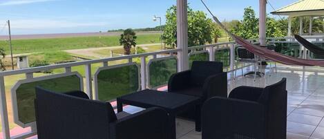 Apartamento superior, 3 quartos, vista para o mar (Lelie) | Vista para praia/oceano