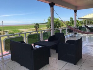Utsikt mot strand/hav