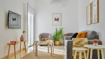 Apartment | Wohnzimmer | Fernseher