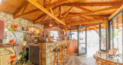 Kastro Studios Apartments