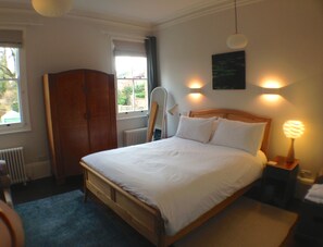 1 Schlafzimmer, Schreibtisch, Bügeleisen/Bügelbrett, kostenloses WLAN