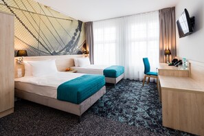 In-room safe, blackout curtains, iron/ironing board, free WiFi - Hotel Eureka (Sopot)